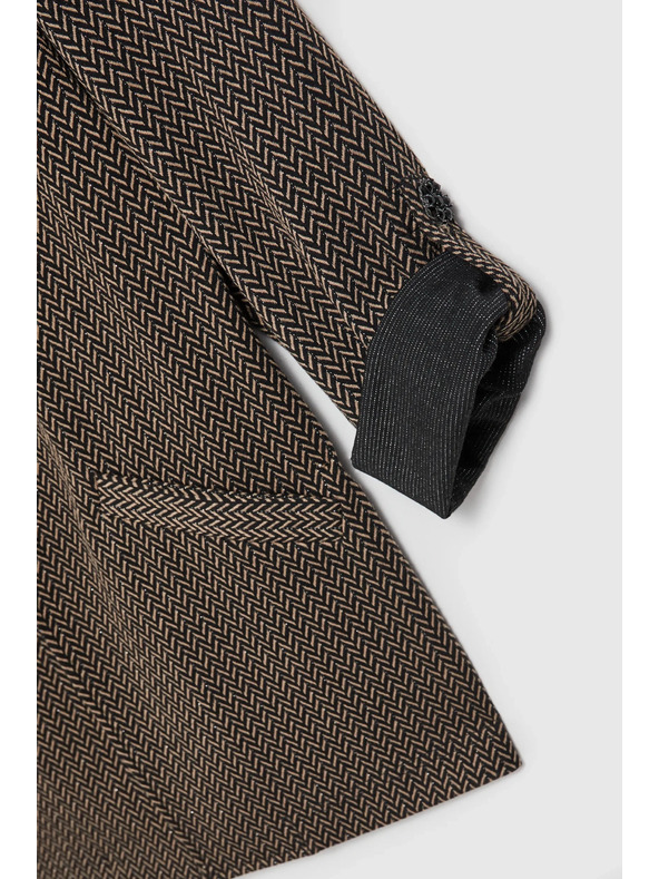 Moodo Черно сако с метален детайл и навити ръкави Moodo