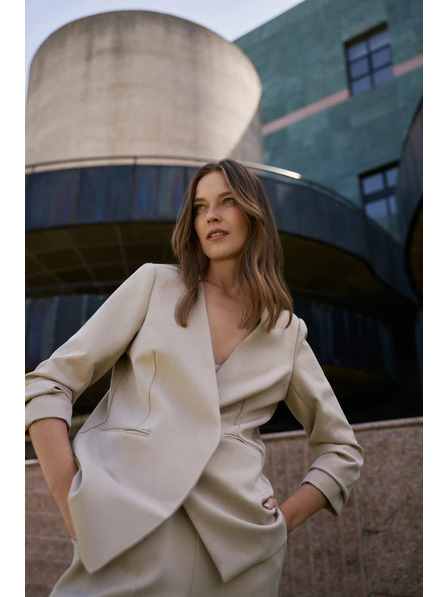 Moodo Бежово сако със сбъркан 3/4 ръкав Moodo