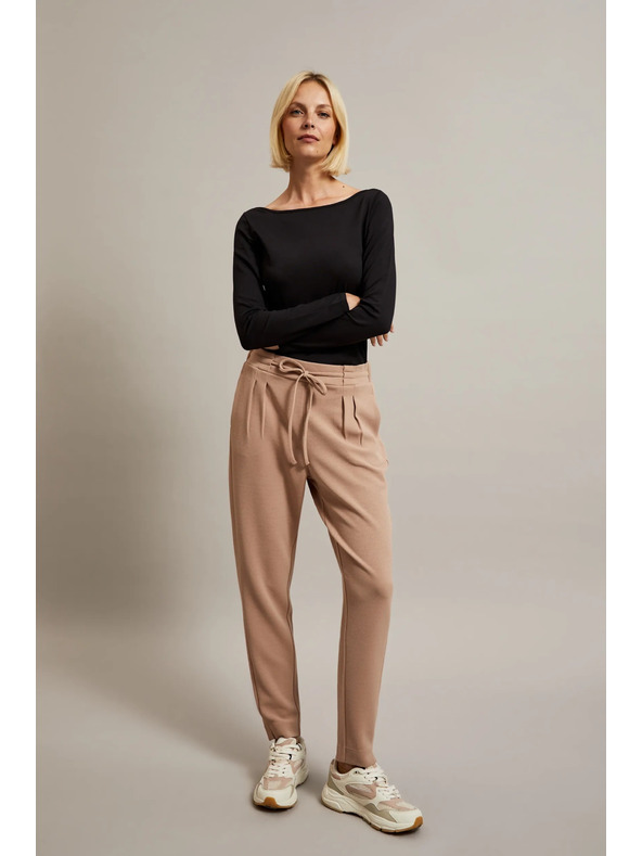 Moodo Бежови панталони с връзване Moodo