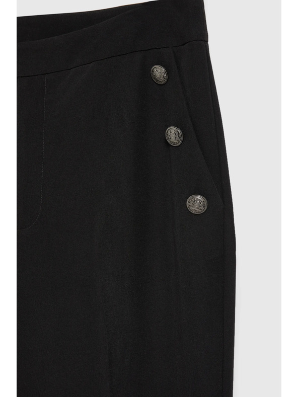 Moodo Черни панталони с декоративни копчета по джобовете Moodo