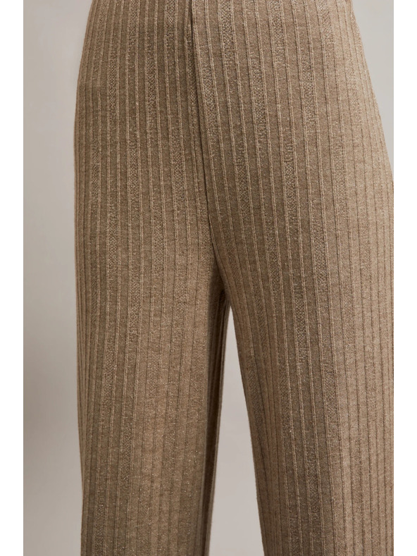 Moodo Ребрести панталони с метален нишки бежови Moodo