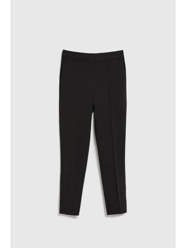 Moodo Елегантни черни панталони с ръб Moodo