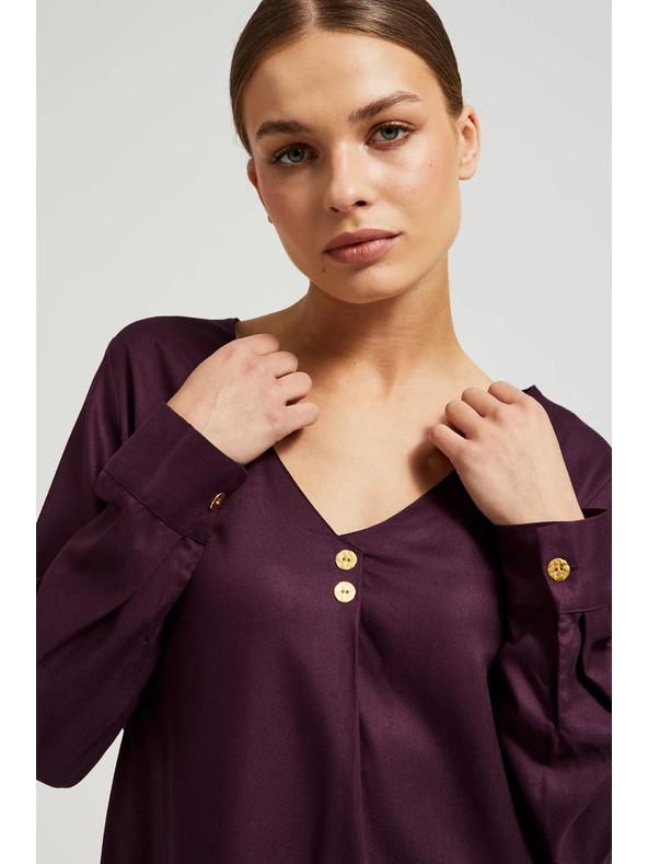 Moodo Лилава риза с V-образно деколте и декоративни копчета Moodo
