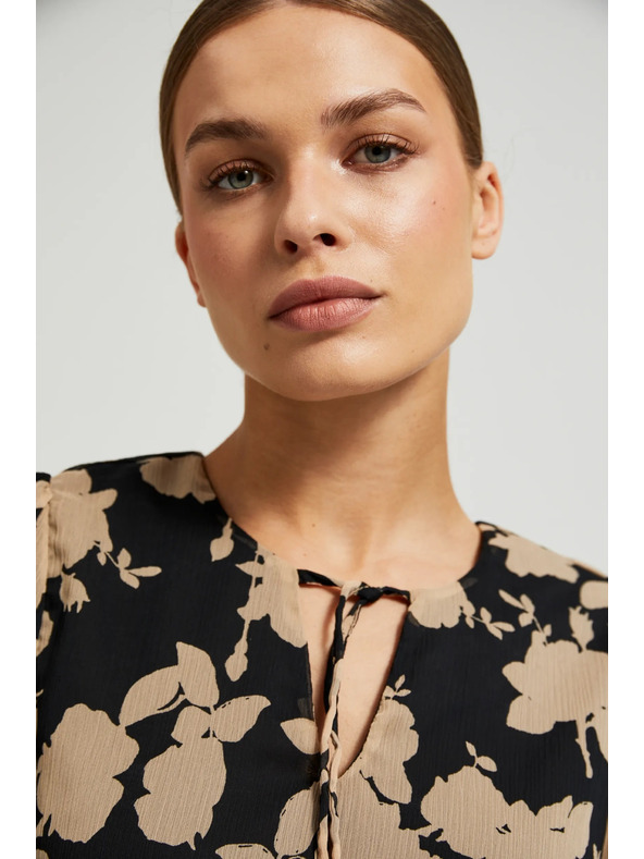Moodo Черна риза с бежов принт Moodo