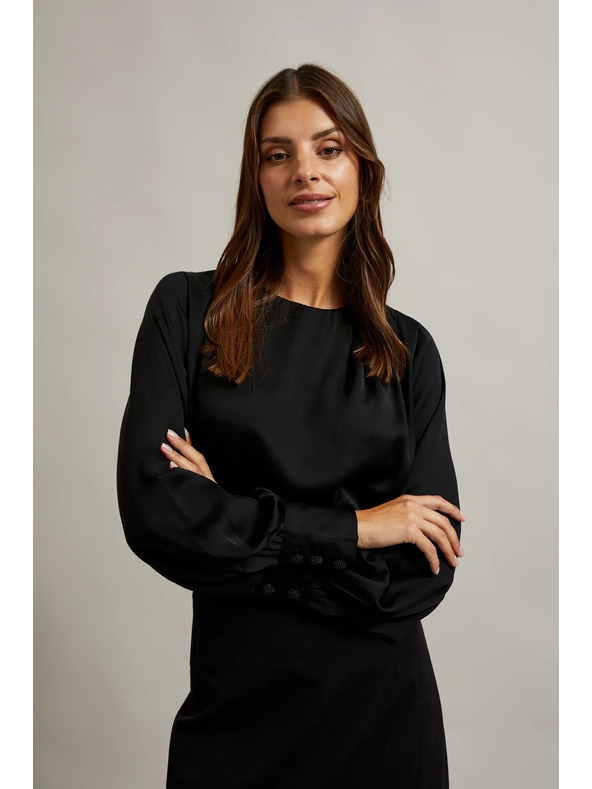 Moodo Елегантна черна риза с набрани ръкави Moodo