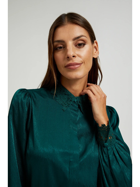 Moodo Зелена риза с дантела по маншетите и яката Moodo