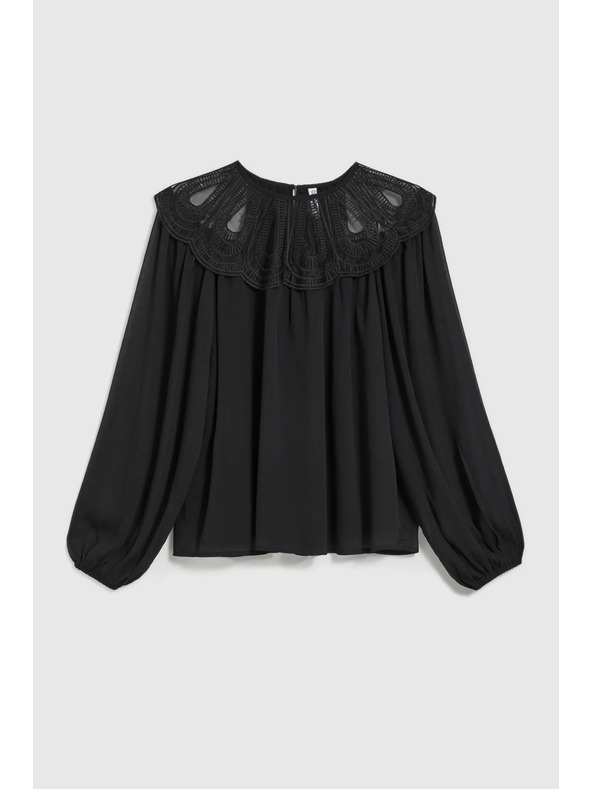 Moodo Черна риза с декоративно деколте Moodo