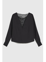 Moodo Черна блуза с ръчно пришити мъниста по деколтето Moodo