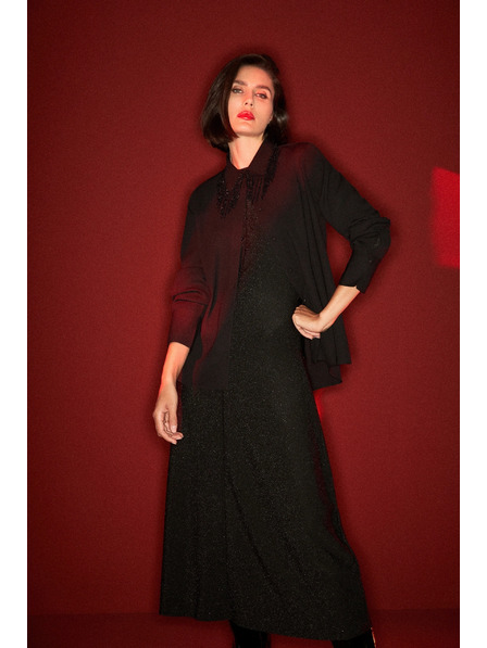 Moodo Черна блуза с ръчно пришити мъниста Moodo