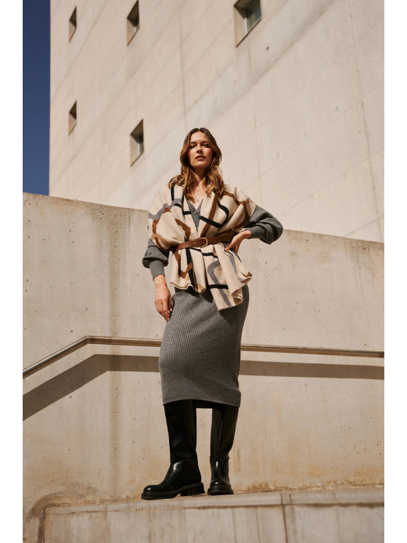 Moodo Трикотажна миди пола в сиво Moodo