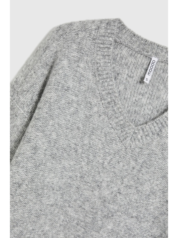 Moodo Гладък суитшърт с V-образно деколте и ребрено плетиво в сиво Moodo