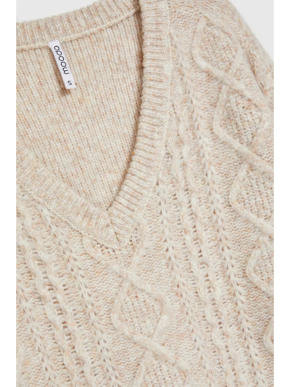 Moodo Плетен бежов суитшърт с V-образно деколте Moodo