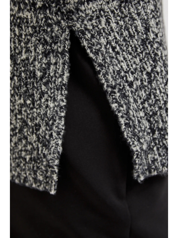 Moodo Суитшърт с дебела яка в черно Moodo