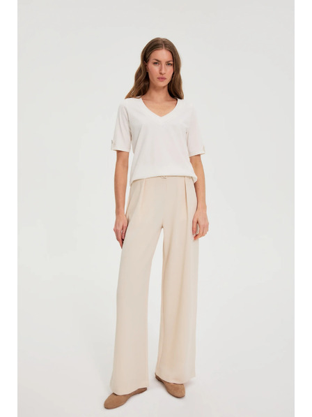 Moodo Бяла блуза с V-образно деколте Moodo