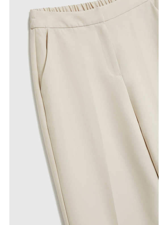 Moodo Бежови панталони с гънки Moodo
