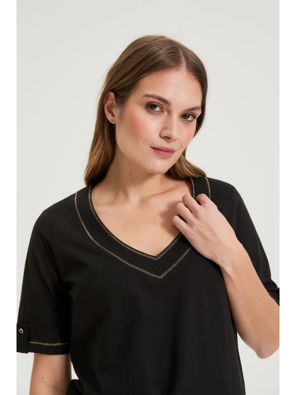 Moodo Блуза с V-образно деколте черна Moodo