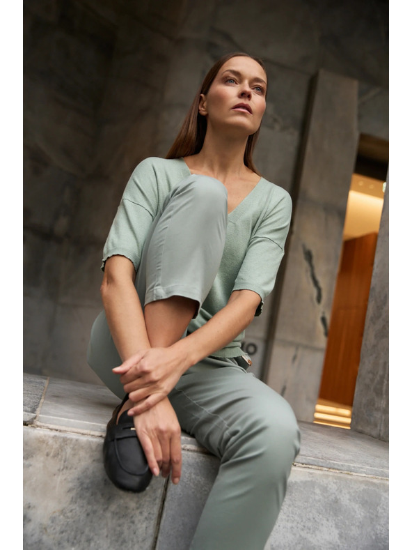 Moodo Памучни панталони маслинево зелени Moodo