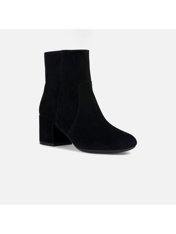 Geox Черни дамски обувки за глезена Geox Eleana