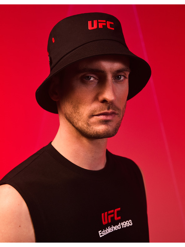 Celio Черна мъжка памучна шапка Celio UFC