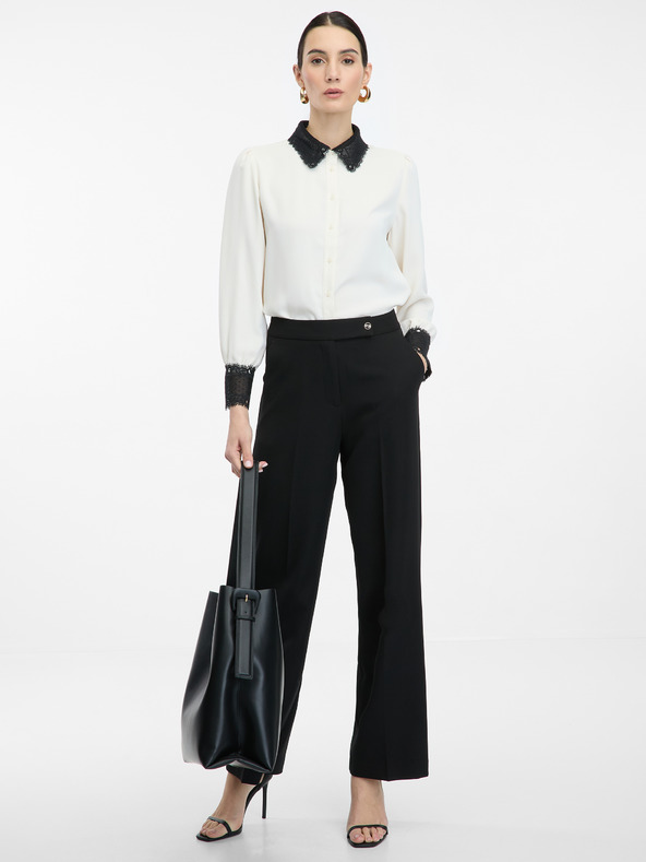 Orsay Кремава дамска риза с контрастна яка ORSAY