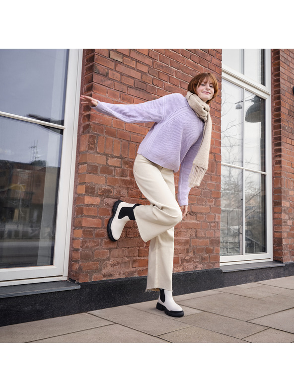 Geox Кремави детски боти за момичета Geox Junette Girl