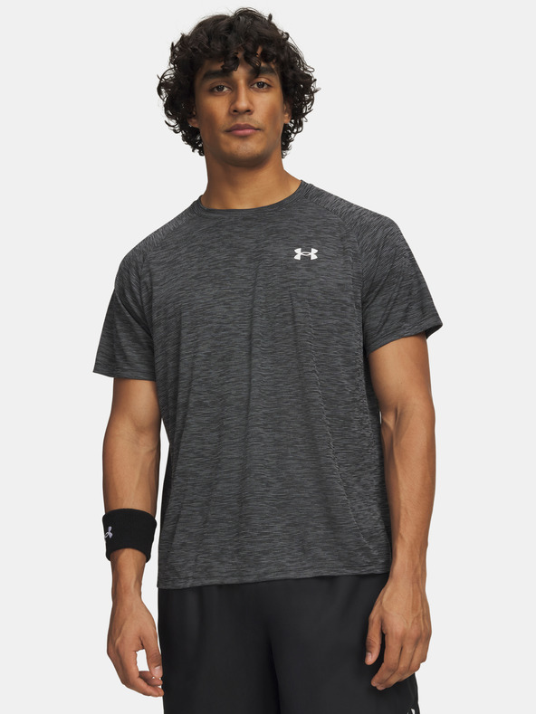 Under Armour Мъжка тениска Under Armour UA Tech Textured SS-BLK