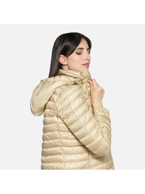 Geox Бежова дамска пухена яке Geox Jaysen