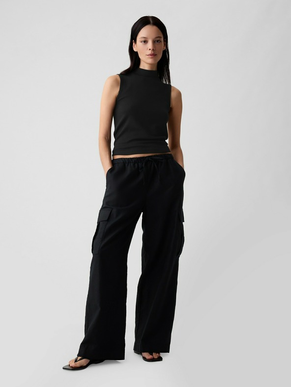 GAP Кроп топ с презрамки GAP