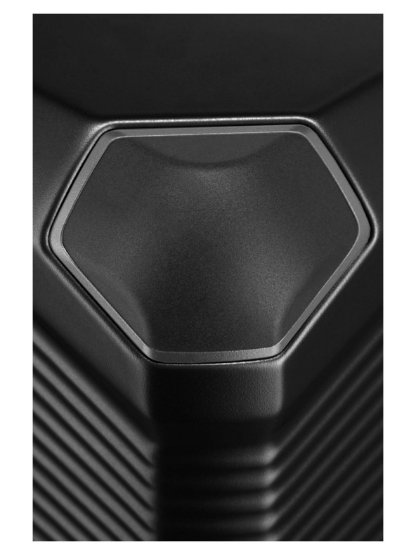 Travelite Пътен куфар Travelite Millennium M Black