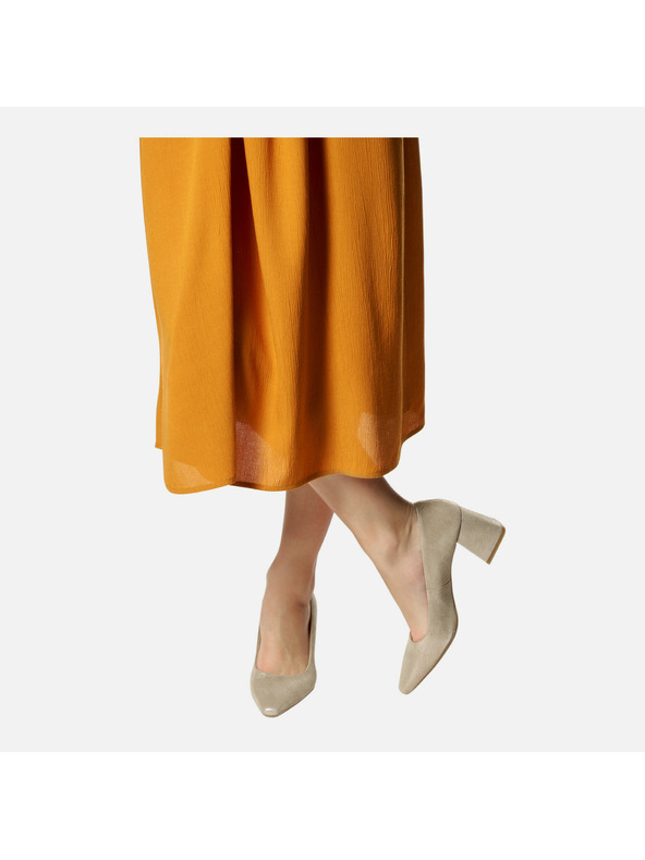 Geox Кремави дамски обувки с висок ток Geox Giselda