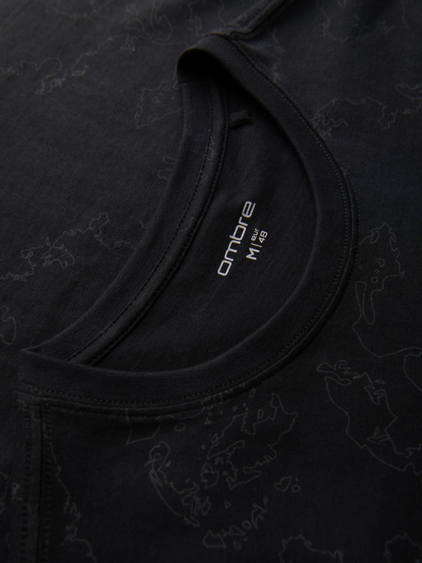 Ombre Clothing Мъжка памучна тениска с цял принт и надпис "ombre" на гръдта - черна V1 OM-TSFP-0263 Ombre Clothing