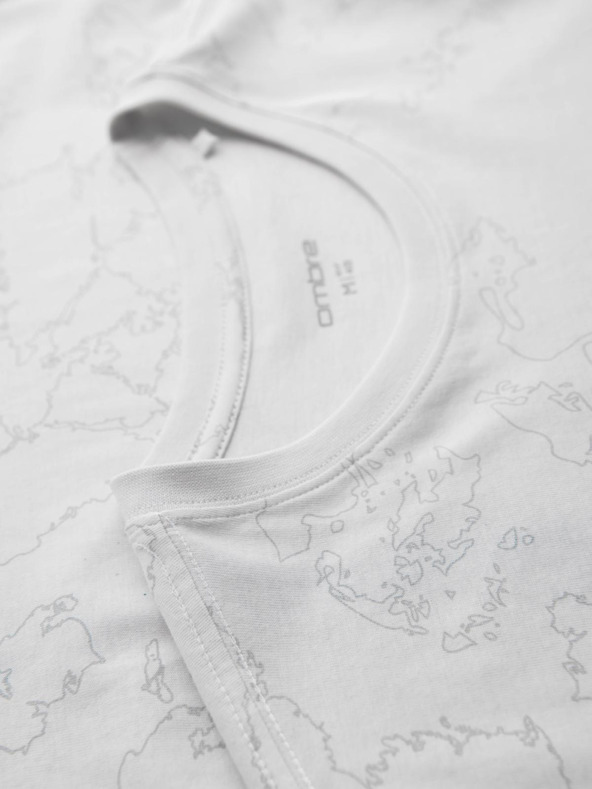 Ombre Clothing Мъжка памучна тениска с целиком печат и надпис "ombre" на гърди - бяла V2 OM-TSFP-0263 Ombre Clothing