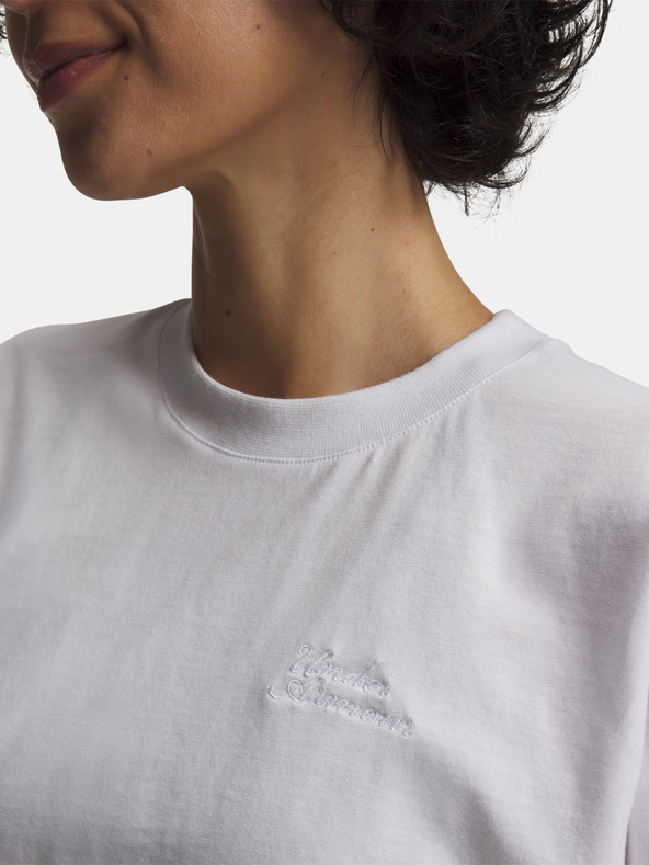 Under Armour Дамска тениска Under Armour Cropped Script SS Tee-WHT