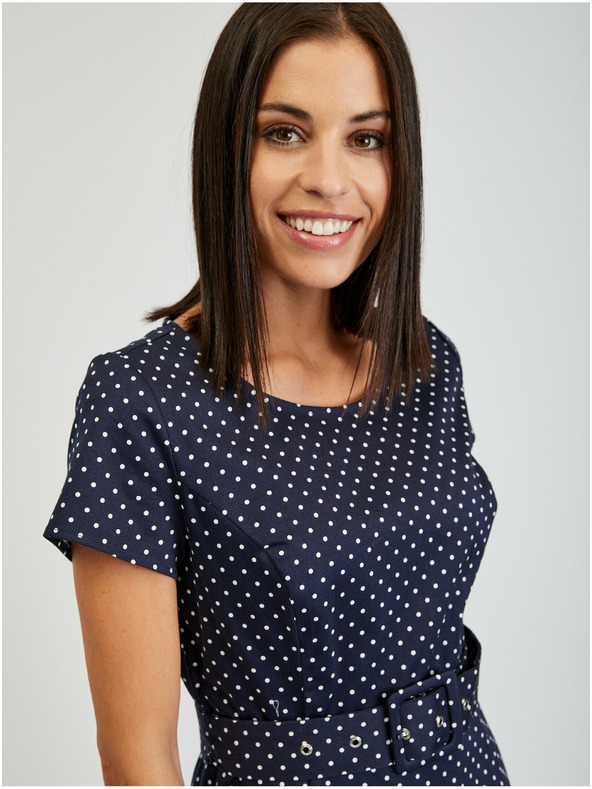 Orsay Тъмносиня дамска рокля на точки с колан ORSAY