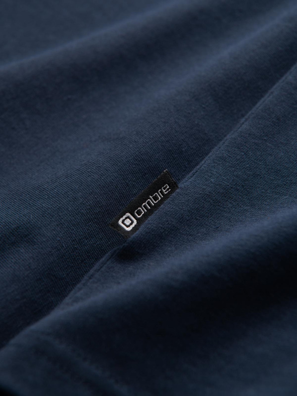 Ombre Clothing Тъмно синя мъжка тениска с V-образно деколте Ombre Clothing