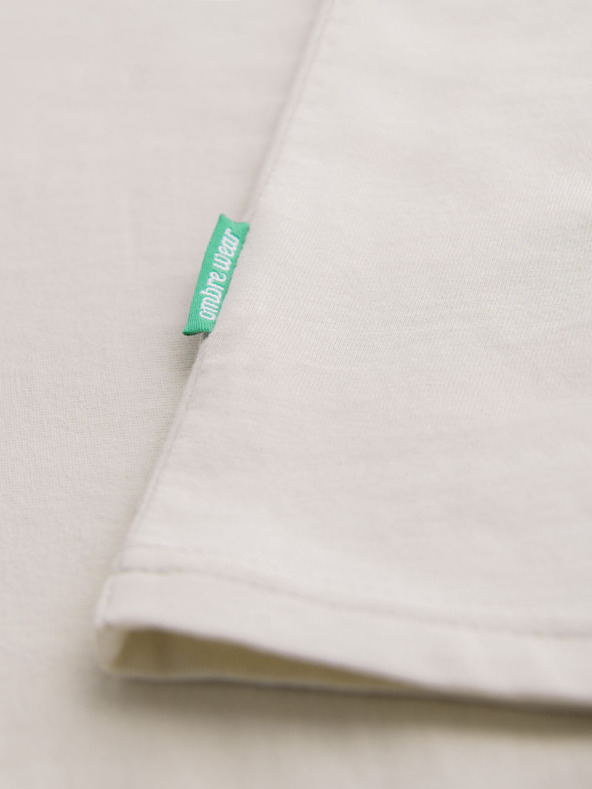 Ombre Clothing T-shirt