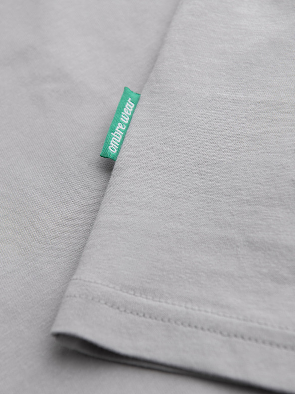 Ombre Clothing T-shirt