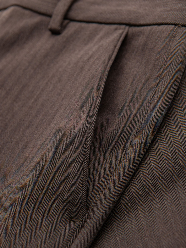 Ombre Clothing Кафяви мъжки панталони Chino Ombre Облекло