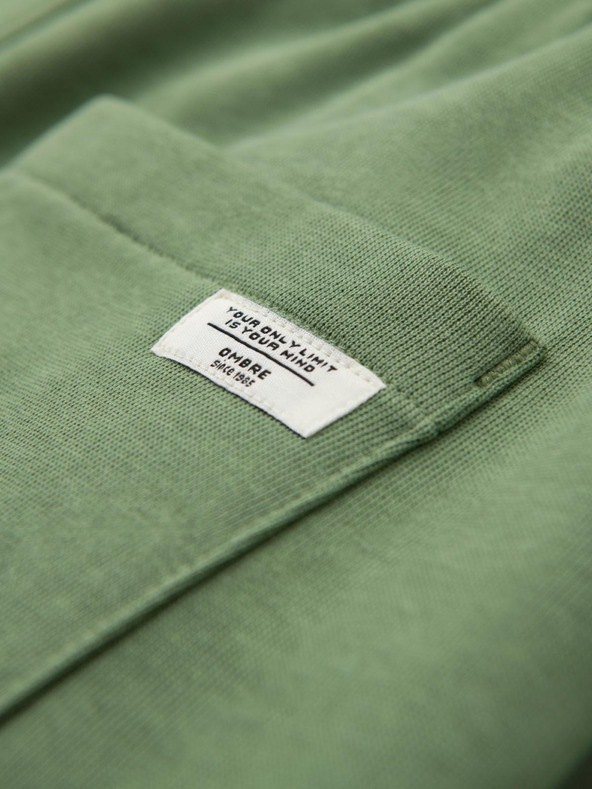 Ombre Clothing Зелено мъжко долнище Ombre Clothing