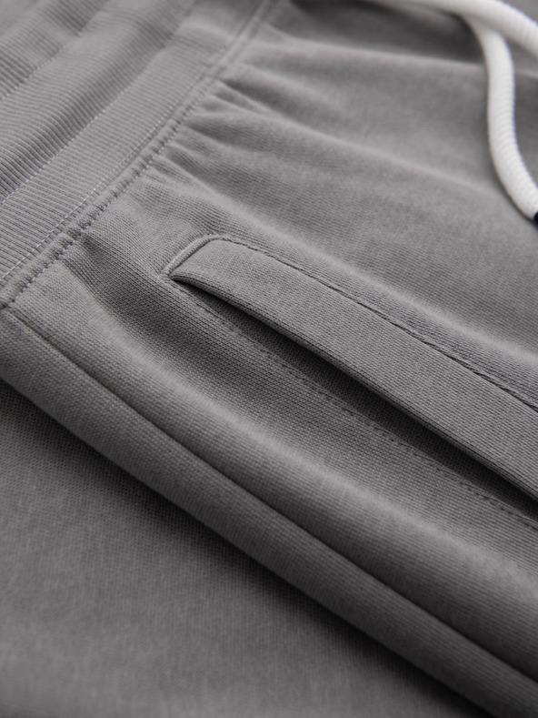 Ombre Clothing Сиви мъжки спортни панталони Ombre Clothing