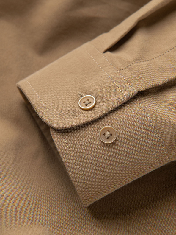 Ombre Clothing Светлокафява мъжка риза Ombre Clothing