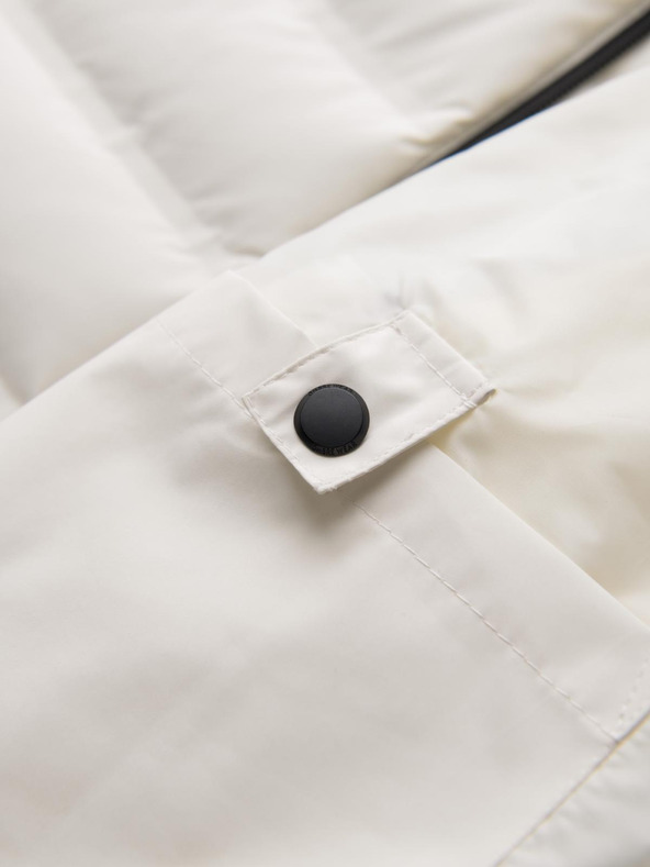 Ombre Clothing Кремаво мъжко ватирано зимно яке Ombre Clothing