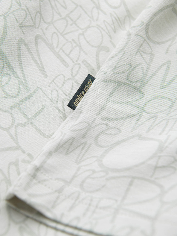 Ombre Clothing Светлозелена мъжка тениска с джоб Ombre Clothing