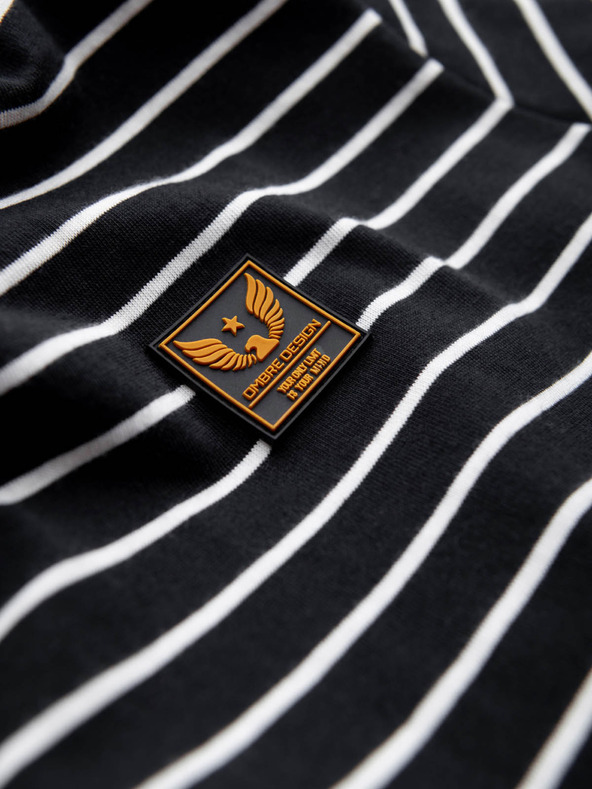 Ombre Clothing Мъжка тениска на райета с кръпка Ombre Clothing