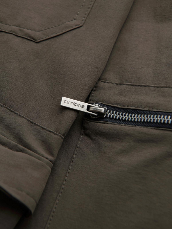 Ombre Clothing Мъжки панталони за бягане с джогинг с джобове и принт тъмно маслинено зелено Ombre Clothing