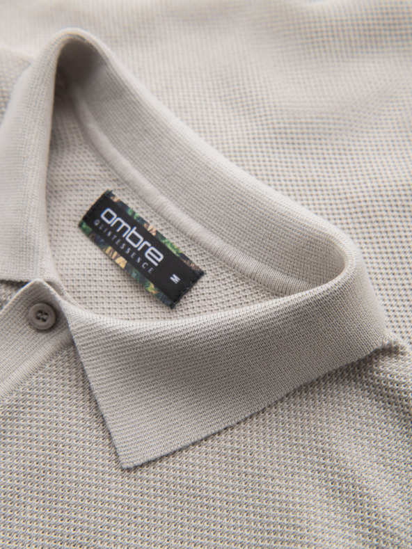 Ombre Clothing Мъжка памучна поло риза от структуриран трикотаж - бежова