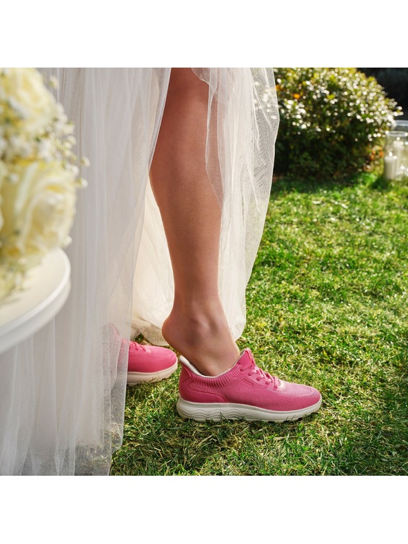 Geox Розови дамски маратонки Geox Spherica Plus Fast in