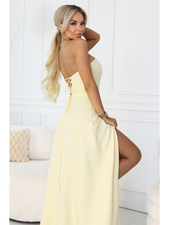 numoco ELARA Корсетна макси рокля с цепка и връзки на гърба - масленожълта