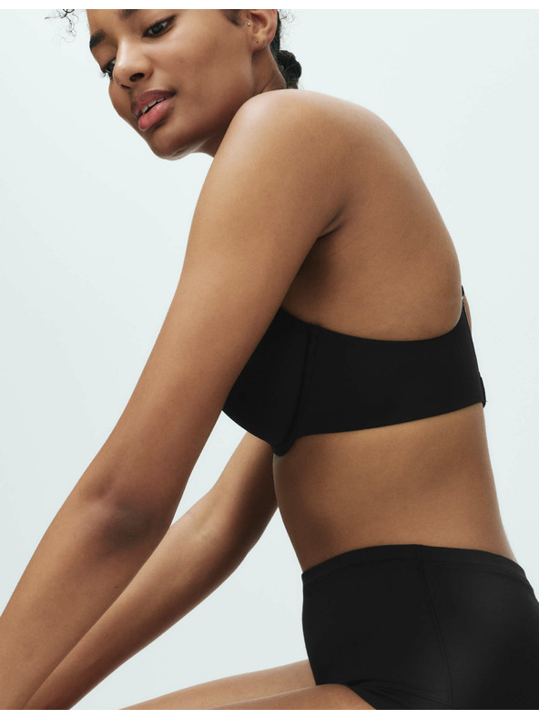 Marks & Spencer Сутиен с изрязано деколте, с подплънки и технология Flexifit™ (размери A-E) Marks & Spencer