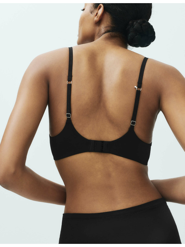 Marks & Spencer Сутиен с изрязано деколте, с подплънки и технология Flexifit™ (размери A-E) Marks & Spencer